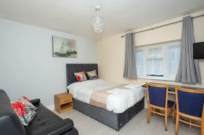 *REDUCED* Compact Studio 20 minutes to London via fast train Hotel in zona St Giles the Abbot