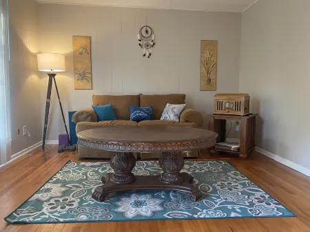 Private Oasis(Entire Home)