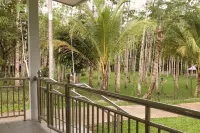 Grace Guesthouse , 2BR Cabin with River & Mountain Views