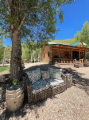 Private Riverfront Hygge Cabin