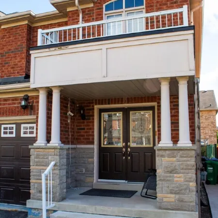 Cozy and Private Basement apartment / Ideal for Relaxation or Work