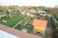 Dharmik Heritage Villa-Luxury Farmhouse near Bangalore Hotels in Krishnagiri