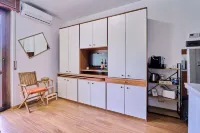 Lake Maggiore - Elegant Apartment with Pool