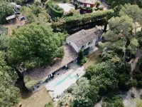 Villa Proche Valbonne Calme Absolu Avec Piscine Hotel di Châteauneuf-Grasse