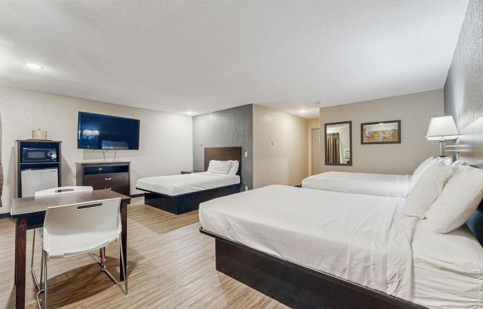 Red Lion Inn & Suites Olathe Kansas City