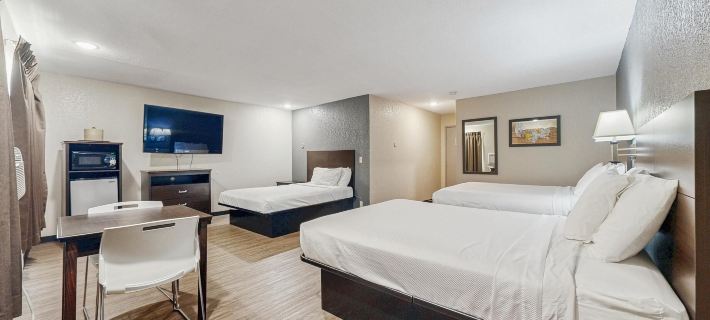 Red Lion Inn & Suites Olathe Kansas City オレイサのホテル
