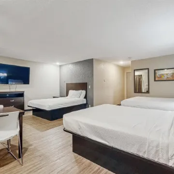 Red Lion Inn & Suites Olathe Kansas City