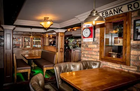 The Halt @ Halfway House Country Pub Отели в г. Баллимина