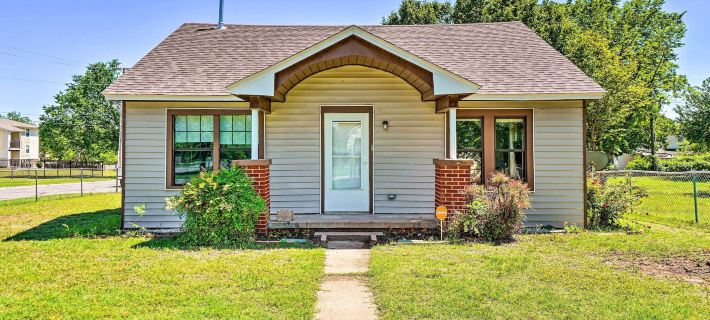 Centrally Located Lawton Home Dogs Welcome! Ξενοδοχεία στην πόλη Comanche County