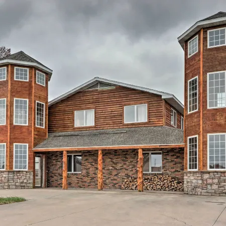 'Wildlife Lodge' Columbia Retreat Off I-70!