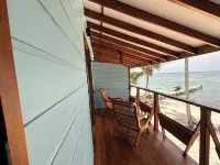 Bocas Beachfront Lodge