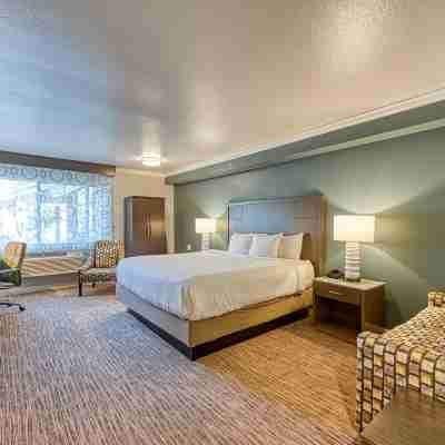 Amanzi Hotel, Ascend Hotel Collection Rooms