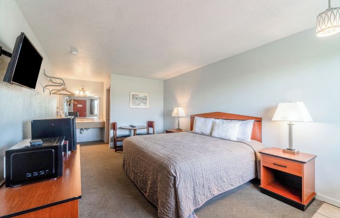 Capital O Aurora Inn Monett US 60