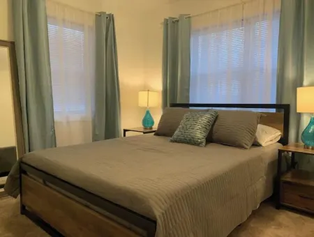 Lake house, amazing view, hot tub Отели в г. Юнион Вэлли Тауншип