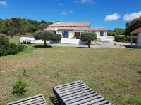 Villa Retreat with Pool and pets -  Holiday Villas