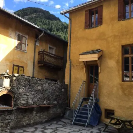 4 rooms for 10 people Отели в г. Терминьон