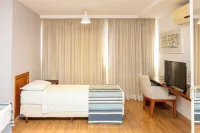 سالفادور بيزنس آند فلات باي أفيكتور