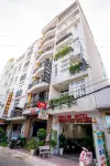 You & Me Hotel & Apartment Hotel berhampiran Kuil Paus