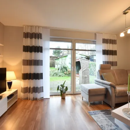 Cozy Coastal Stay with Garden