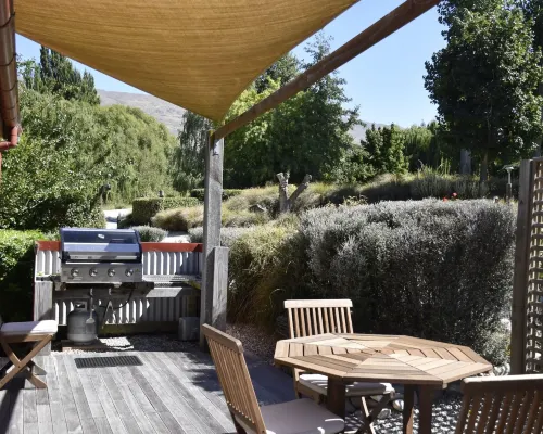 Burn Cottage Retreat Hotels in Cromwell