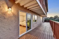 Stunning Ocean Mountain View Near SF+Beach 3 Suite