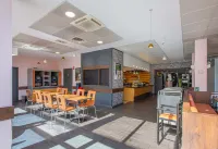 B&B HOTEL 沙特爾中心大教堂 - 早餐