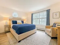 Designer Beachfront Chalet w/ Theater, Arcade & Beach Firepit Near Schoodic