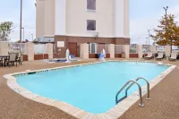 Hampton Inn & Suites Greenville - Pools