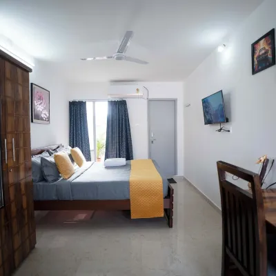 Yellow Bells Studios And Suites Hotels near Keesaragutta