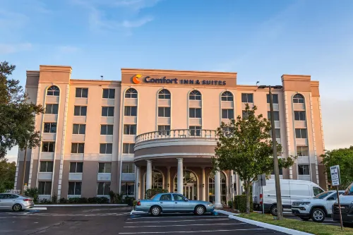 Comfort Inn & Suites Lakeland North I-4 Hotels in Polk County