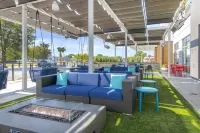 Home2 Suites by Hilton Lumberton Hotels in Lumberton