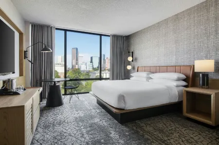 Sheraton Charlotte Hotel