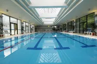 International Resort Hotel Yurakujo - Pools