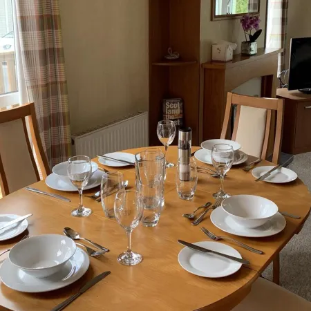 Static Caravan 2 Bedrooms - Sleeps 4