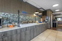 Hotel Dawson Creek, SureStay Collection by Best Western - Morgenmad