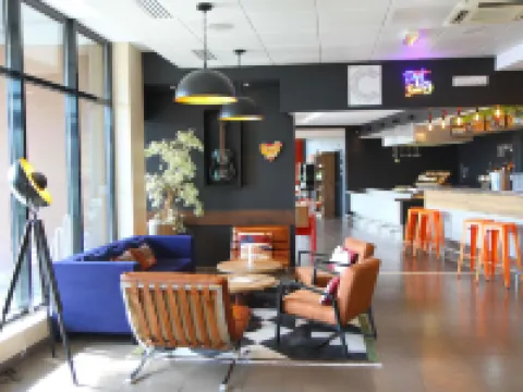 Hôtel ibis Beauvais Aeroport