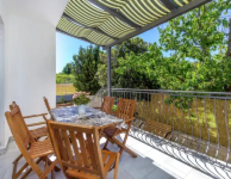 Apartment in Pula Near the Sea and Town Center