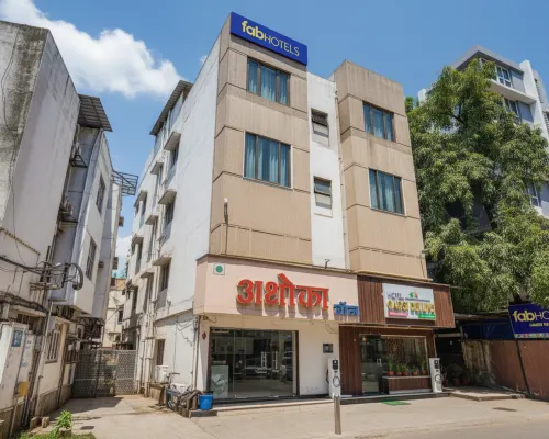 FabHotel Gargi Deluxe - Nr Raja Dinekar Musuem โรงแรมใกล้สรัสบาวก์