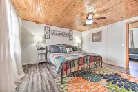 Updated Beattyville Ranch-Style Home w/ Yard! - WiFi