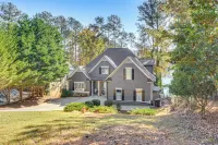 Home on Lake Lanier w/ Dock & Water Views - con encanto