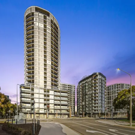 Phillip 2-Bed: Chic Interiors, Amazing Amenities