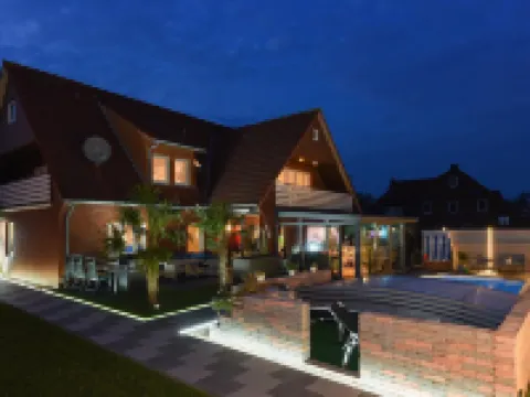 Gemuetliche Ferienwohnung mit Balkon - Ideal fur 2 Personen Hotels in Bensersiel