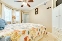 Beautiful Blue Heron Sleeps 6 Great Views