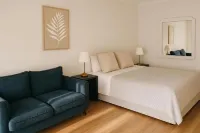 Cooks Endeavour Motor Inn