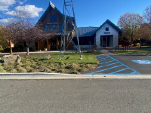 2BD Sweetwater Condo - Community Park, Pool + Hot Tub Hotels in Hailey