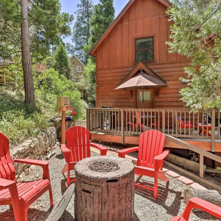 Steps to Lake: Cabin w/ Deck in Lake Arrowhead