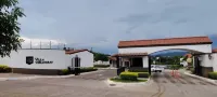 A private villa in an exclusive  gated community in San Miguel - 3 bdr & 2 baths Hotels in 