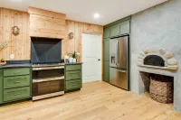 Spacious Home on Beaver Lake w/ Deck & Fire Pit! - 3-Star