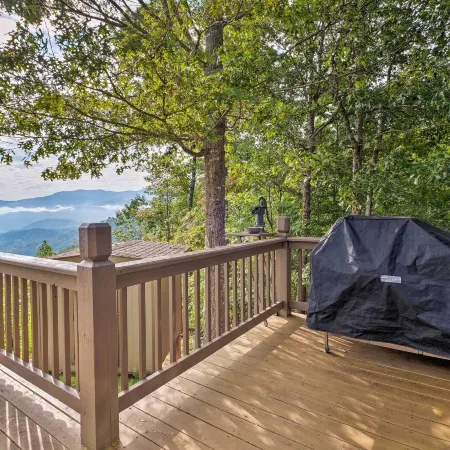 Smoky Mountain Vacation Rental Near Bryson City!
