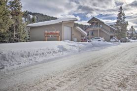 Steps to Ski Lifts - Condo w/ Walk-Out Patio!